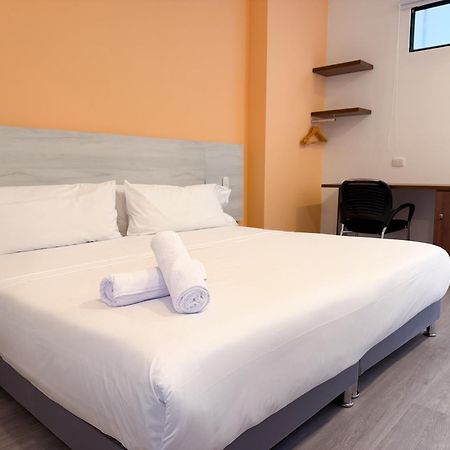 Hotel Apartamentos Regency La Feria ボゴタ エクステリア 写真