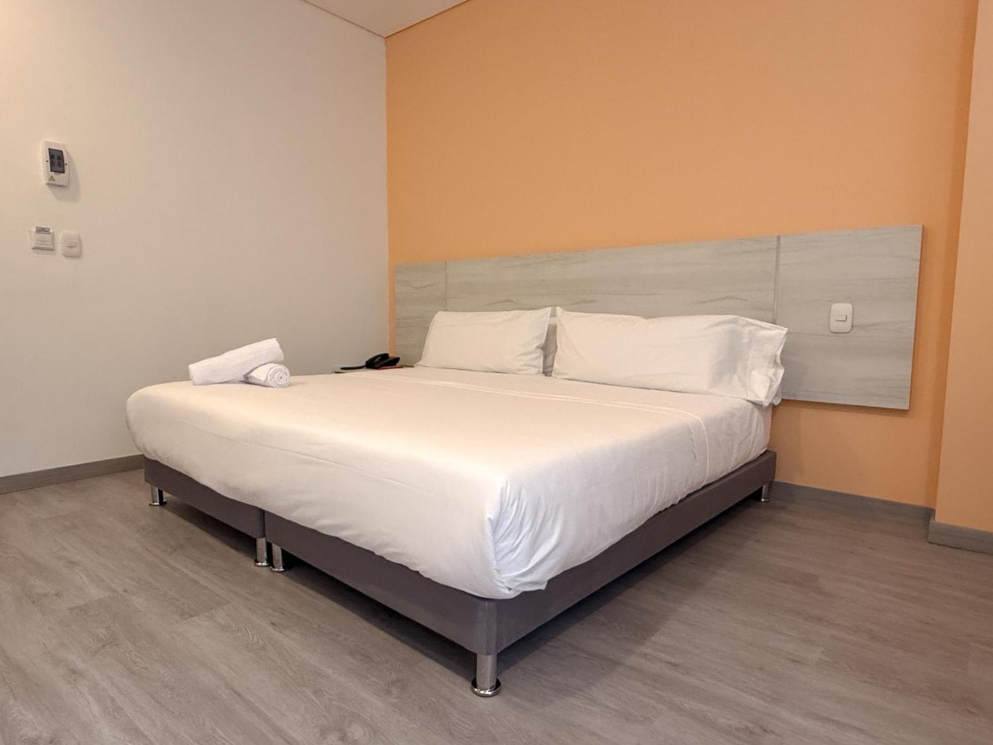 Hotel Apartamentos Regency La Feria ボゴタ エクステリア 写真