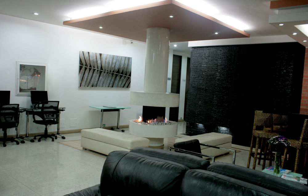 Hotel Apartamentos Regency La Feria ボゴタ エクステリア 写真